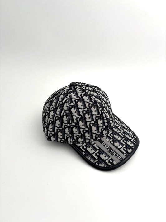 CHRISTIA_N DIO_R CAP